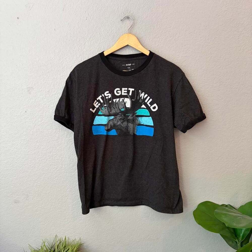 Pipe Line Men's Grey and Black T-shirt